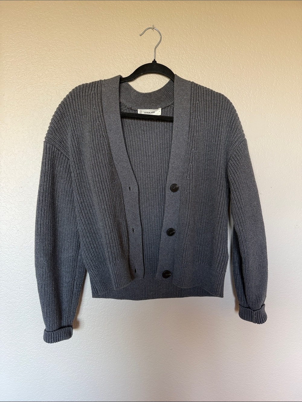 Everlane Charcoal Gray Ribbed Button Cardigan